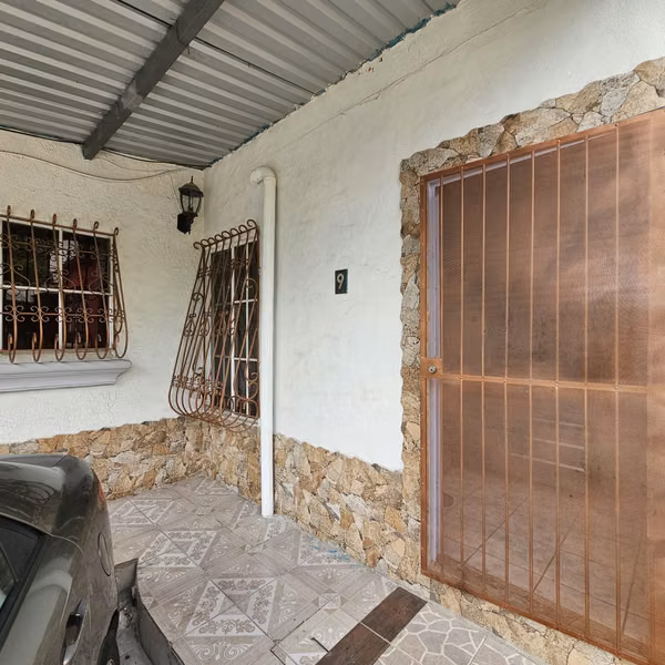 VENTA CASA VILLA CONSTITUCION QUEZALTEPEQUE PRIVADO