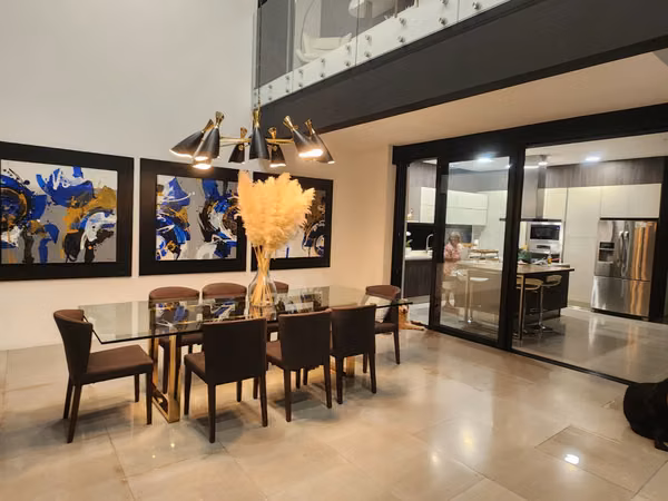 VENTA DE MODERNA RESIDENCIA EN EL ENCANTO RESORT & GOLF