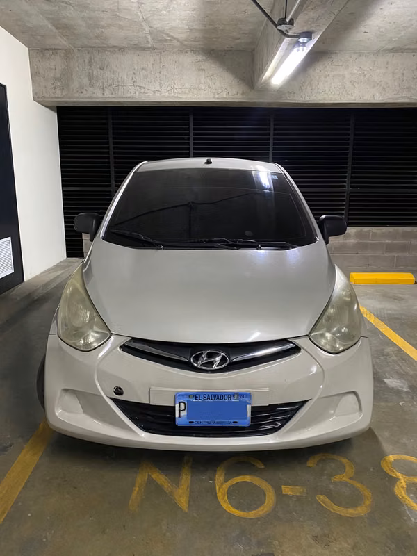 Hyundai Eon 2014 – Económico, aire acondicionado funcionando muy bien
