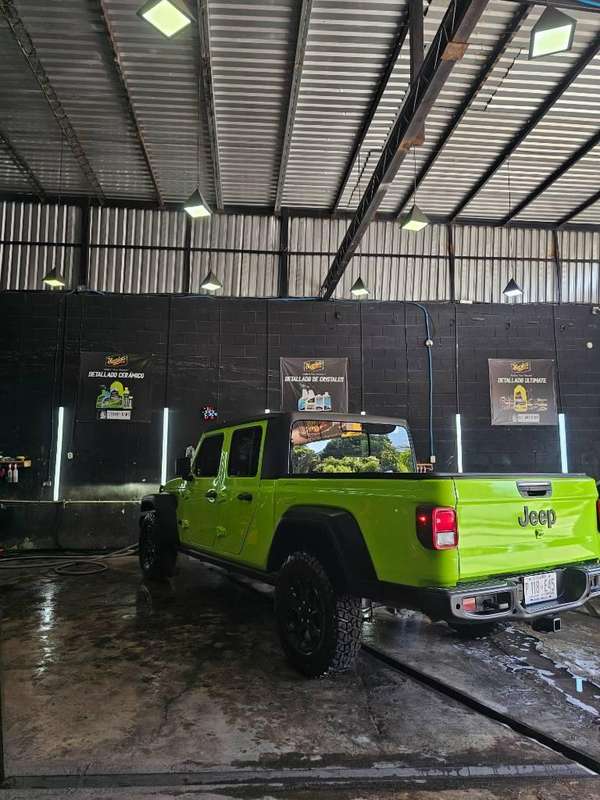 Jeep Gladiator 2023