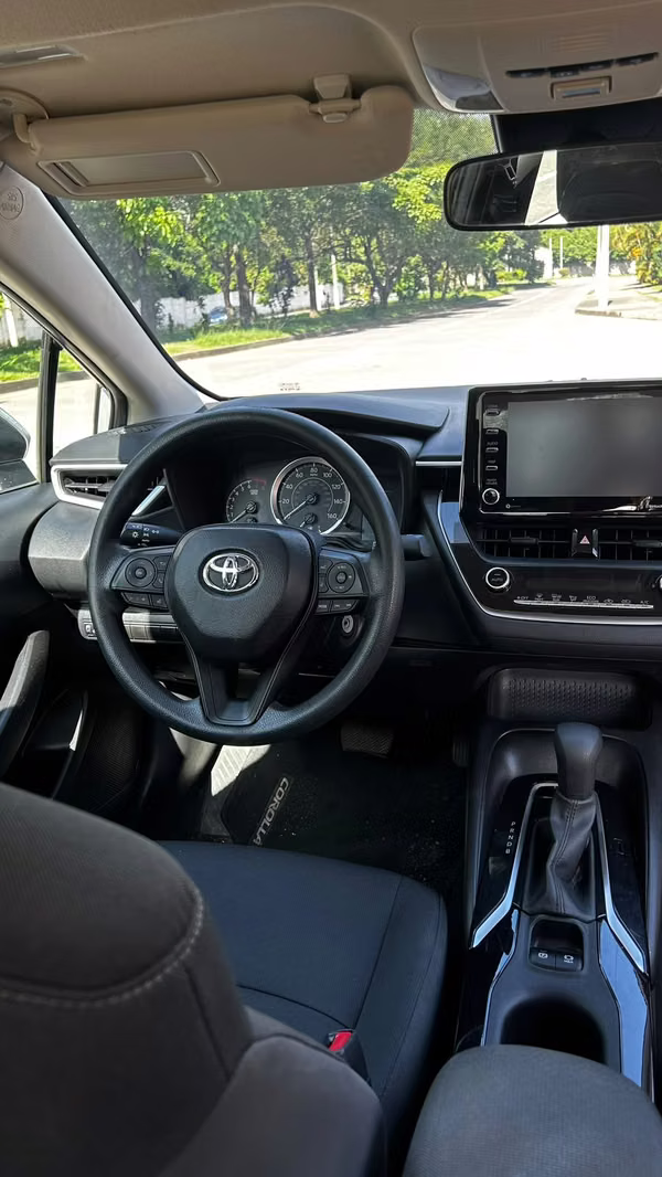 2021 Toyota Corolla | sedán | $12,900 | Eagle Auto Sales