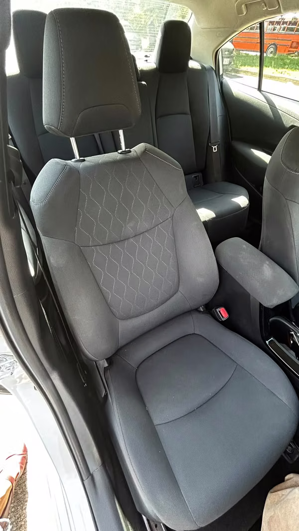 2021 Toyota Corolla | sedán | $12,900 | Eagle Auto Sales