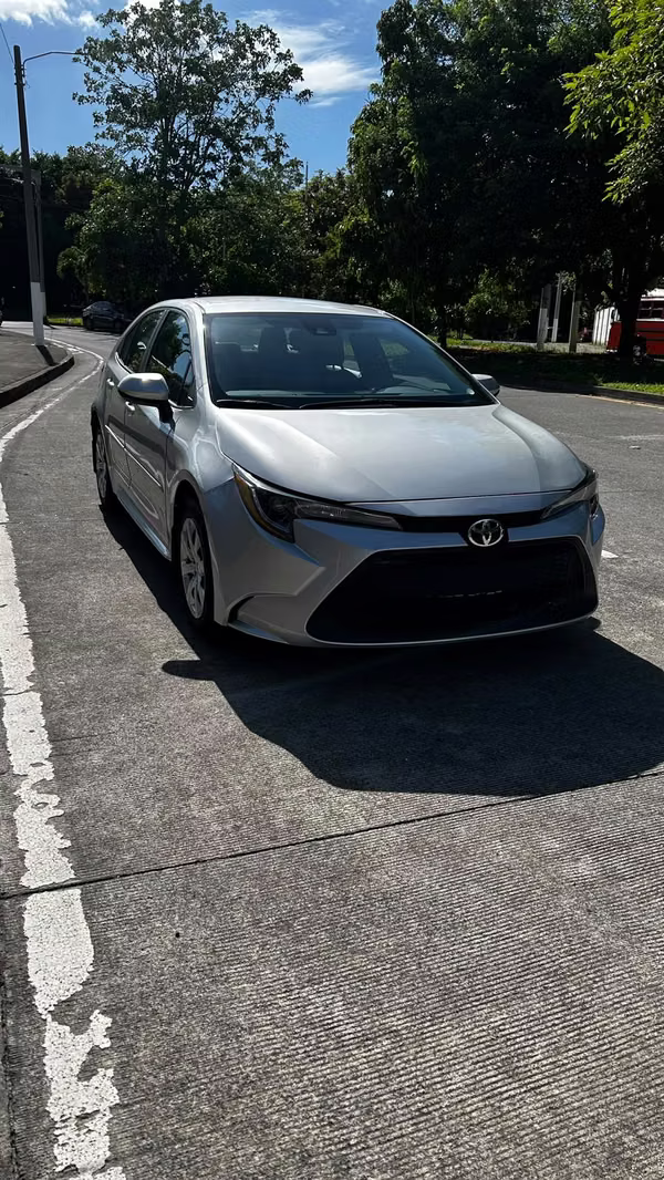 2021 Toyota Corolla | sedán | $12,900 | Eagle Auto Sales