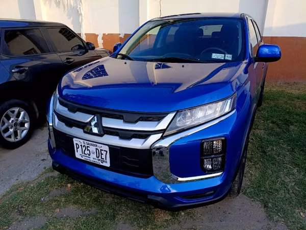 Mitsubishi Outlander Sport 2,021