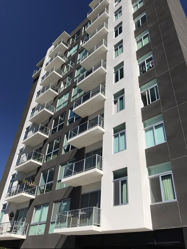 ALQUILER APARTAMENTO AMUEBLADO EN COLONIA ESCALON