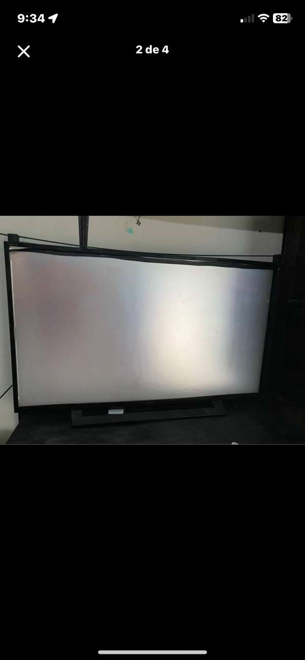 40-INCH SONY LED SCREEN