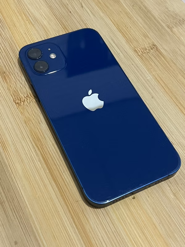 IPHONE 11 WITHOUT DETAILS