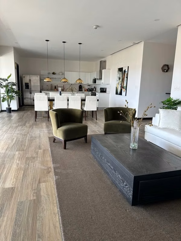 PENTHOUSE in TORRE PREMIER (Col. San Benito)