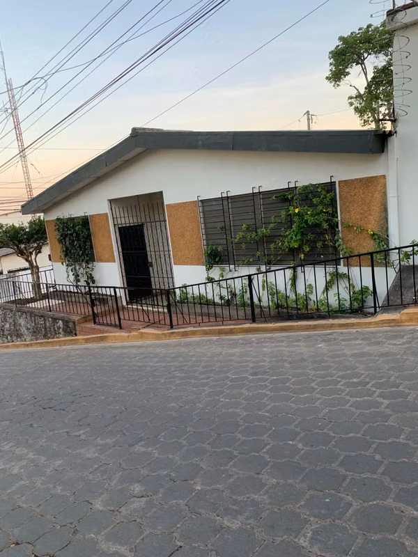 A strategic property in Ciudad Barrios, suitable for conversion to financial agency