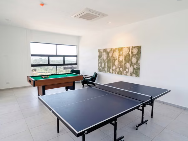 Alquiler de apartamento 3 habitaciones Alturas del Bosque