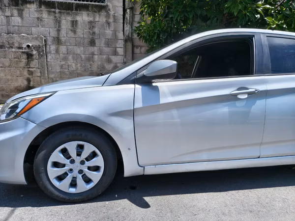 PRETTY BARGAIN HYUNDAI ACCESS $5500