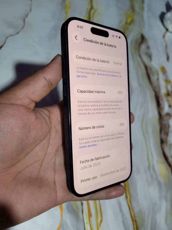 iPhone 15 pro batería 89% libre de fabrica esim 128 gb 