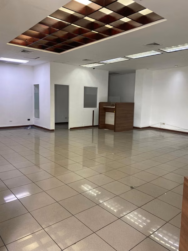 SAN BENITO LOCAL SHOPPING CENTER 220M2 RENTAL $2,900