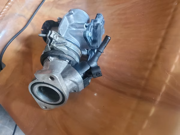 Full acceleration body for suzuki gixxer 250 and v-troms