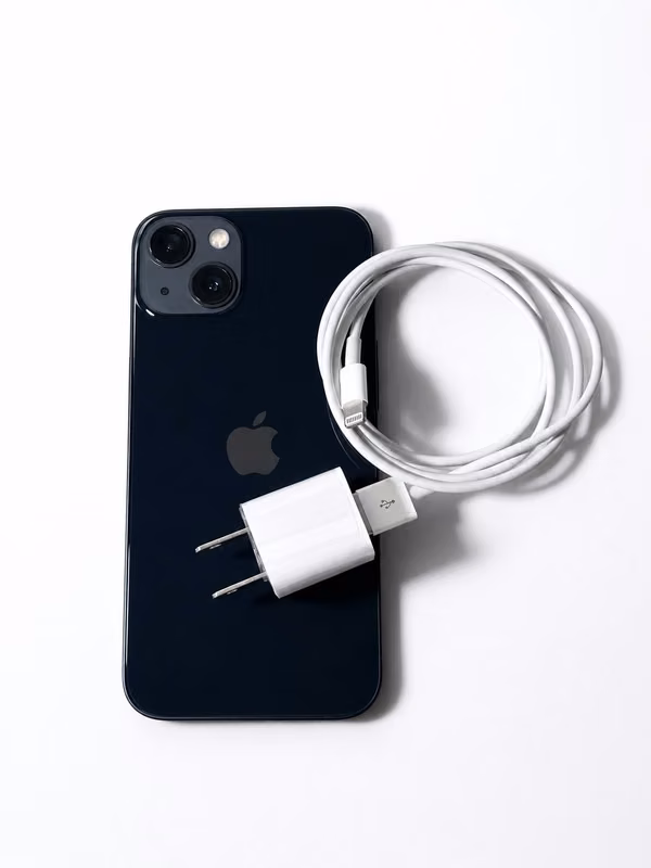 iPhone 13 midnight 128GB 97% 