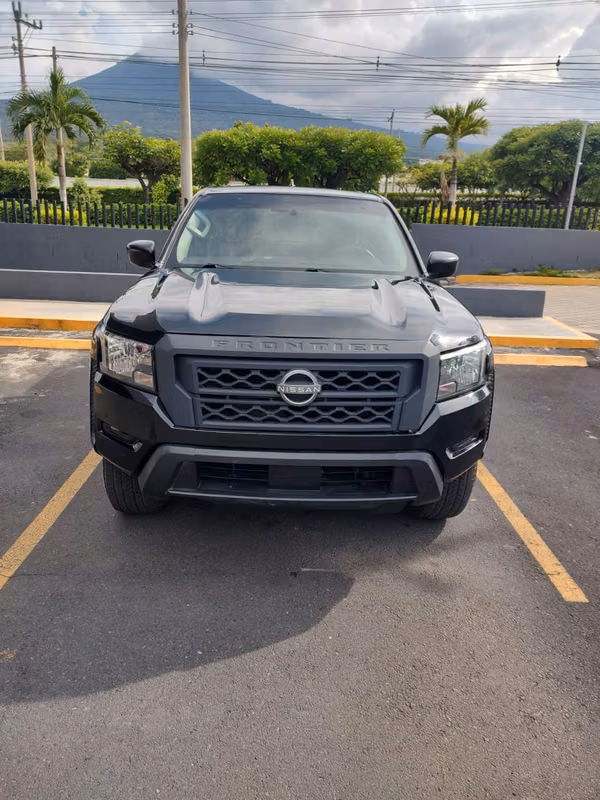 Nissan Frontier 2022 S V6 3.8L Automatic 51,000 Miles - Black