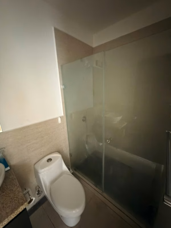SE ALQUILA APARTAMENTO TORRE SAN BENITO 21, FULL-AMUEBLADO, 3 habitaciones, Sala, Comedor, Baño social, Cocina, Terraza