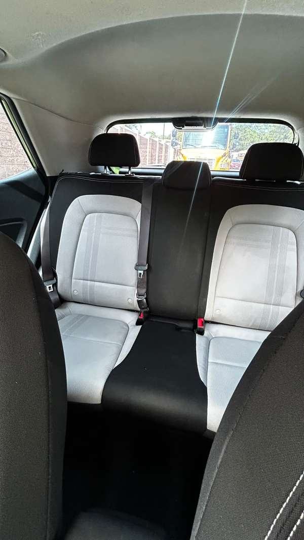 Hyundai Venue 2023 | SUV | $12,800 | Eagle Auto Sales