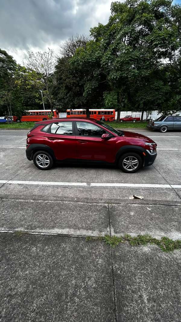 Hyundai Kona 2023 | SUV ~ Bolsas buenas | $13,300 | Eagle Auto Sales