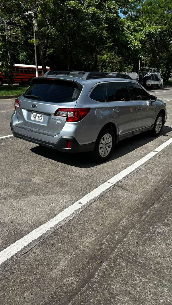 Subaru Outback 2019 | SUV ~ AWD ~ Bolsas buenas | $10,500 | Eagle Auto Sales