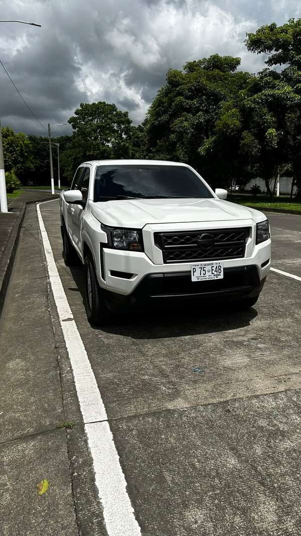 Nissan Frontier 2023 RWD | Pick-Up ~ Poco millaje | $20,300