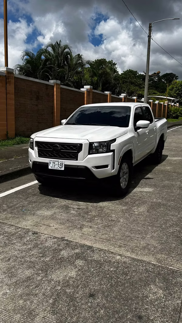 Nissan Frontier 2023 RWD | Pick-Up ~ Poco millaje | $20,300