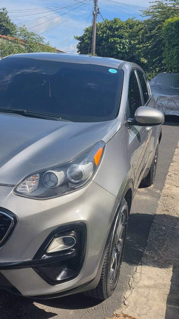 Sale of Kia Sportage truck