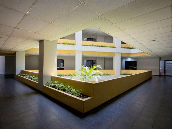 EN VENTA | OFICINA CORPORATIVA EN GRAN PLAZA- OFICINA 207, SAN BENITO, SAN SALVADOR