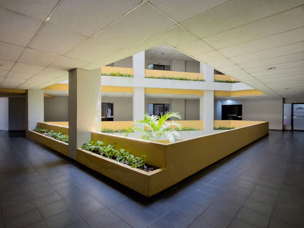 EN VENTA | OFICINA CORPORATIVA EN GRAN PLAZA- OFICINA 207, SAN BENITO, SAN SALVADOR