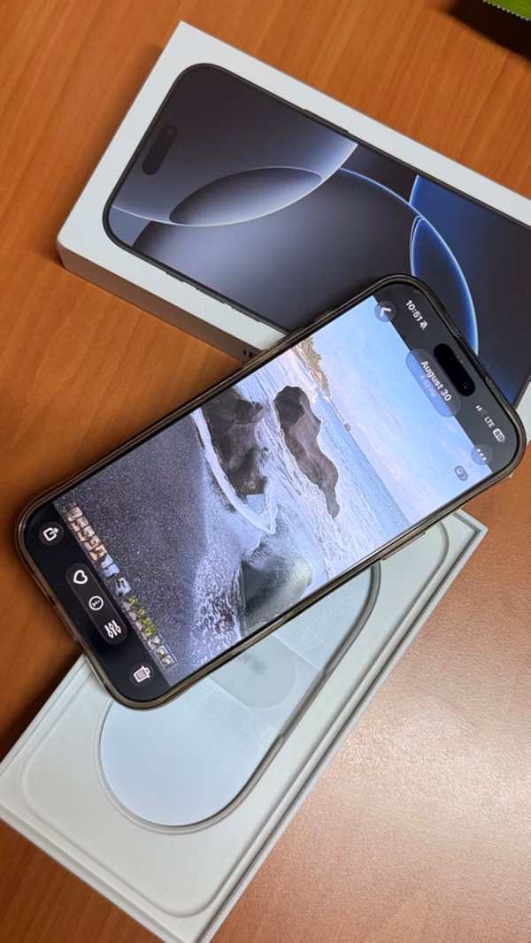 VENDO IPHONE 16 PRO MAX