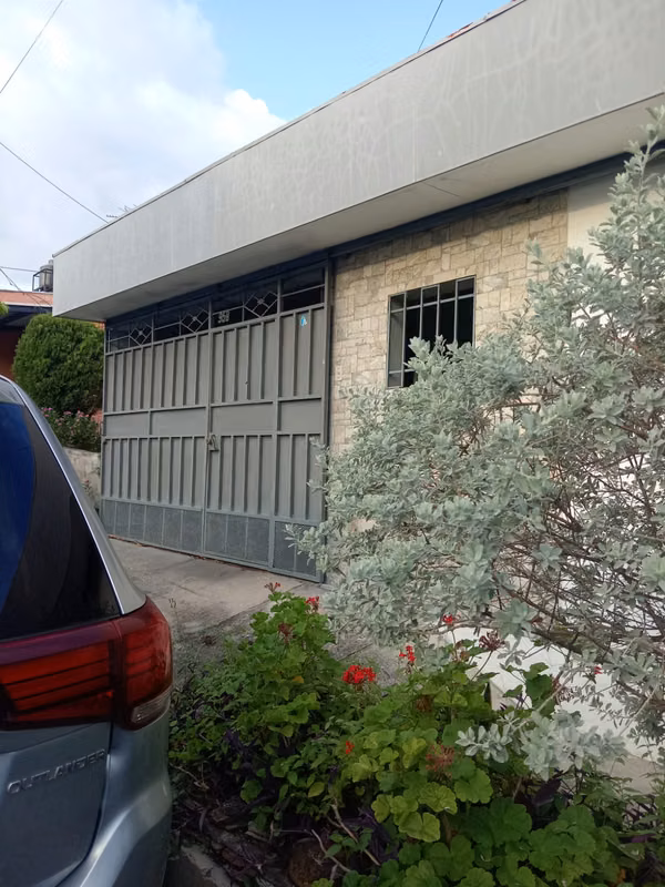 Alquiler de casa en La Cima 3 de un nivel San Salvador