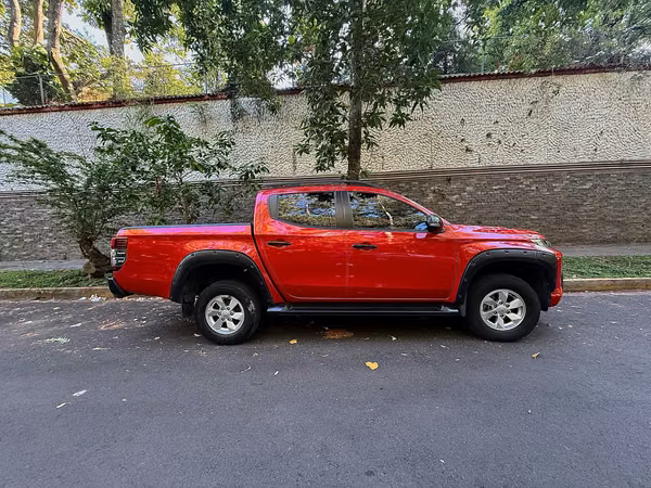 L200 SPORTERO 4x4 year 2024 agency