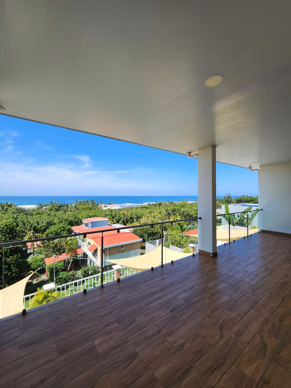 Se Vende Casa con Vista al Mar en Lomas de San Blas