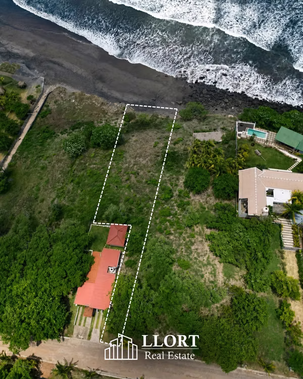 Terreno en VENTA en PRIMERA FILA en Complejo Privado de Surf City II