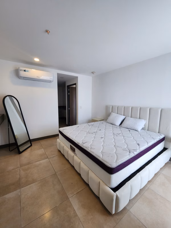 Se Alquila Apartamento Amueblado en Puerta del Alma III