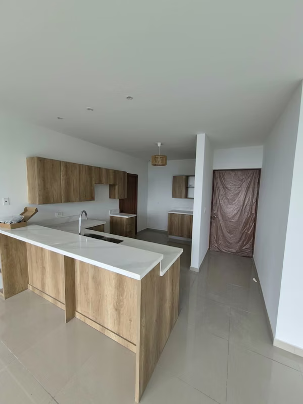 Alquiler Apto | Col. Escalón Parte Alta | 3 Hab | $1,550