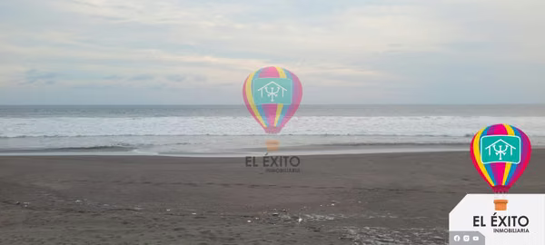SEA FRONT RANCH ON GOLDEN BEACH, SONSONATE