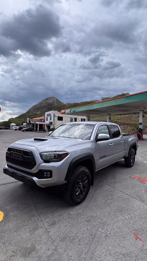 Tacoma 2022 SR5 4x4