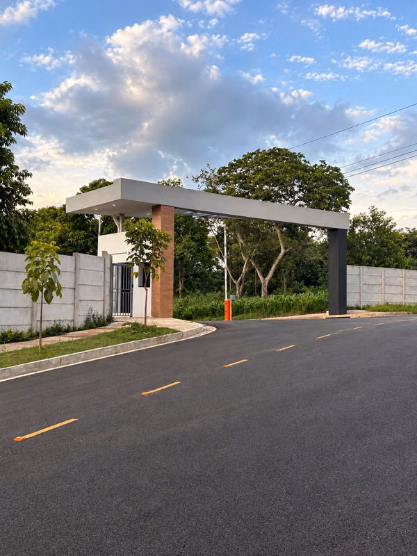 Se Vende Lote en Residencial Privada El Sinaí 2 - Santa Ana