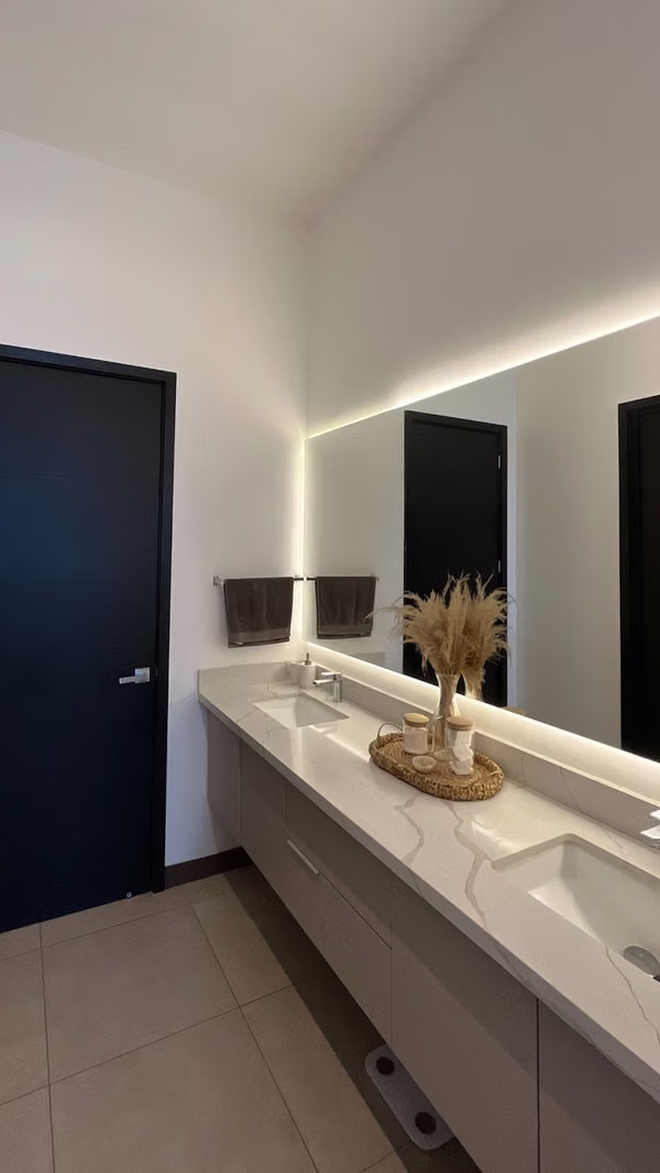 Penthouse Apartment Rental El Salvador - 124; Front to Multisquare - 124; 3 H - 124; Hab. Full servi