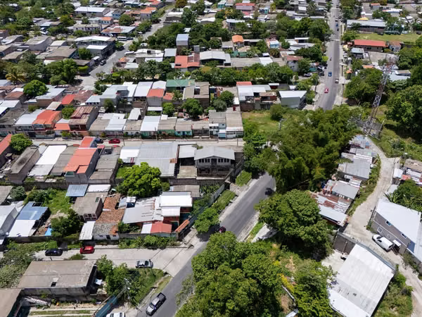 EN ALQUILER | LOCAL COMERCIAL Y BODEGA EN SAN MARTÍN, SAN SALVADOR