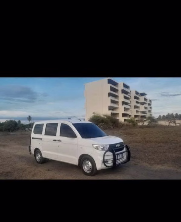 Chevrolet Np400 Negotiable price