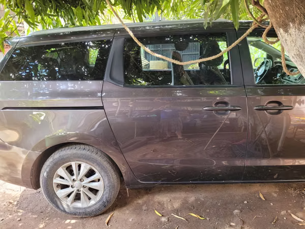 VENDO KIA SEDONA LX 2016