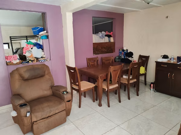 Inmueble de gran plusvalía, para negocio o vivienda, en zona centrica