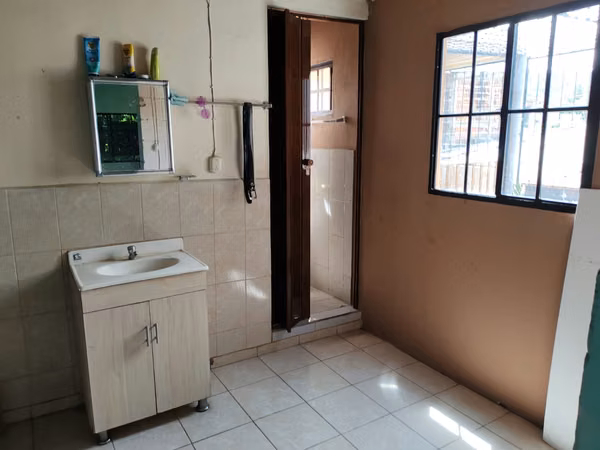 Inmueble de gran plusvalía, para negocio o vivienda, en zona centrica