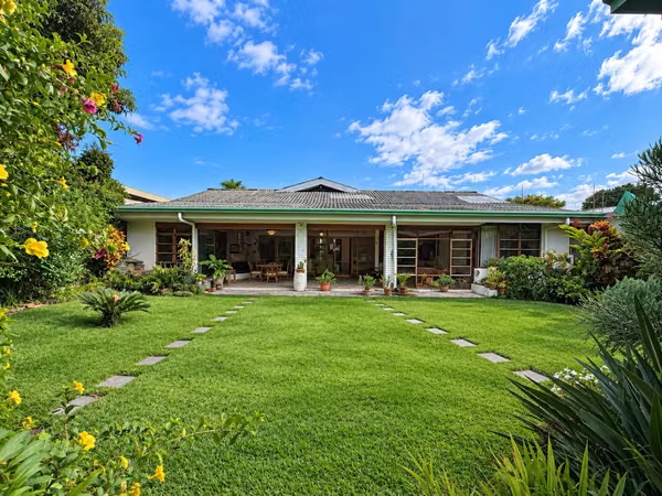 Escalón, casa de un nivel en venta.