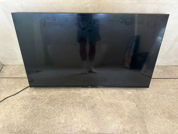 Smart TV TCL 43 inches (model 43P635) - working