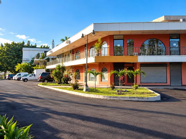 SHOPPING SPACE OF 50 M ² FOR RENT - 124; SHOPPING CENTER FAIR PINK