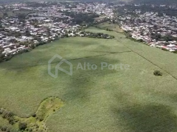 Terreno en venta en Ahuachapán con vocación habitacional