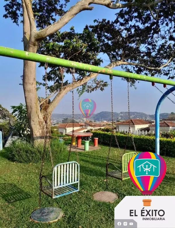 SOLD HOUSE IN RESIDENTIAL ESTATE OF THE ASTURIAS, SANTA KEY